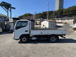 三菱ふそうキャンター平ボディ小型（2t・3t）[写真06]