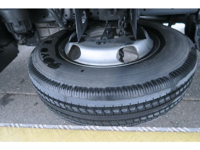 日野デュトロアルミバン小型（2t・3t）[写真19]