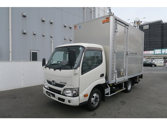 日野デュトロアルミバン小型（2t・3t）[写真03]