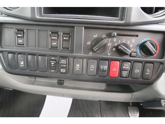 日野デュトロアルミバン小型（2t・3t）[写真32]