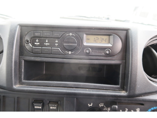 日野デュトロアルミバン小型（2t・3t）[写真33]