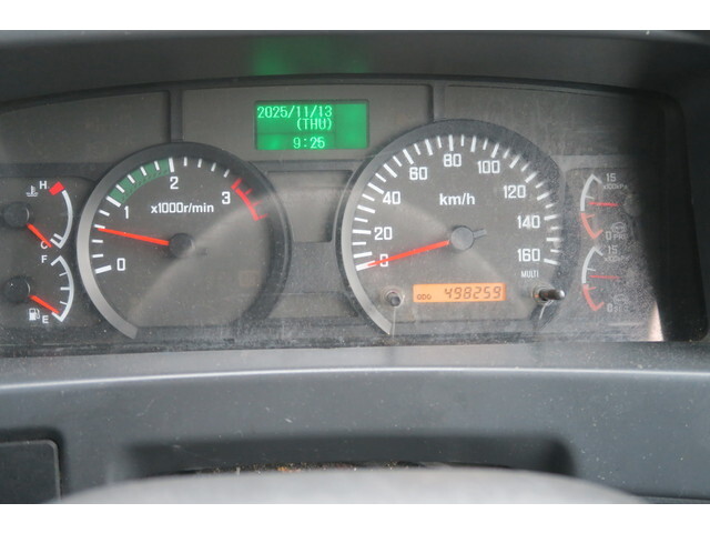 いすゞフォワード冷凍車（冷蔵車）中型（4t）[写真33]