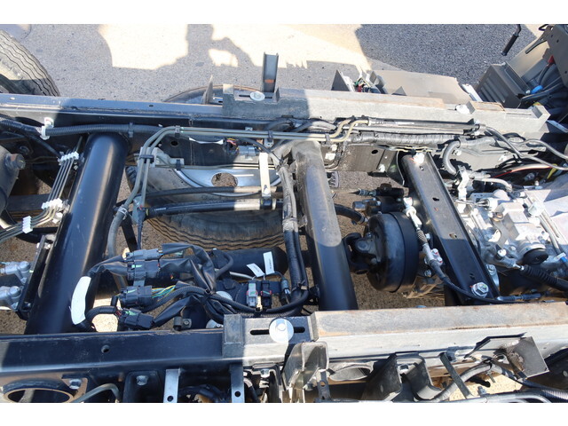 三菱ふそうキャンターダンプ小型（2t・3t）[写真11]