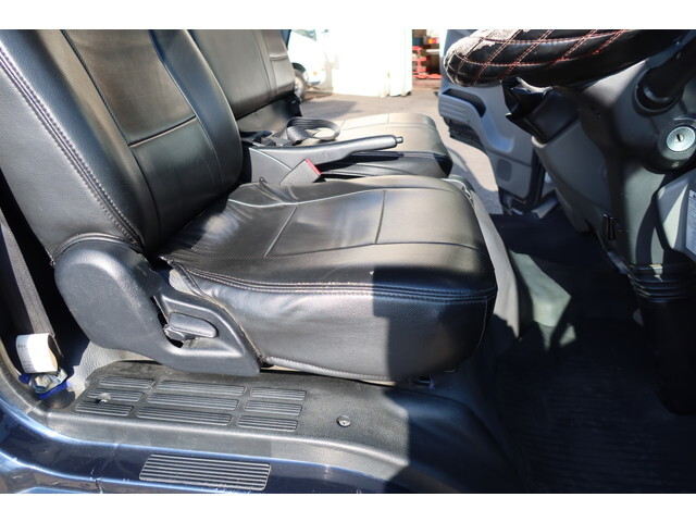 三菱ふそうキャンターダンプ小型（2t・3t）[写真30]