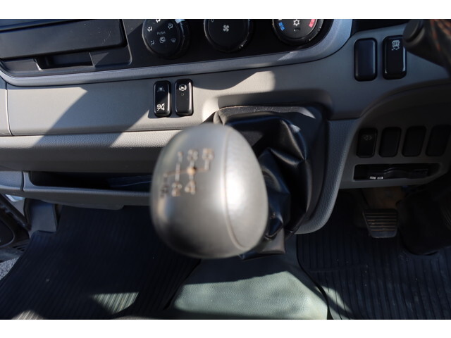 三菱ふそうキャンターダンプ小型（2t・3t）[写真35]