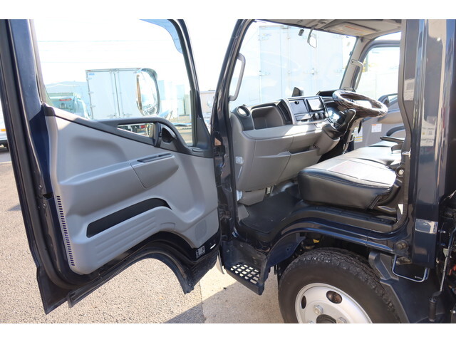 三菱ふそうキャンターダンプ小型（2t・3t）[写真38]