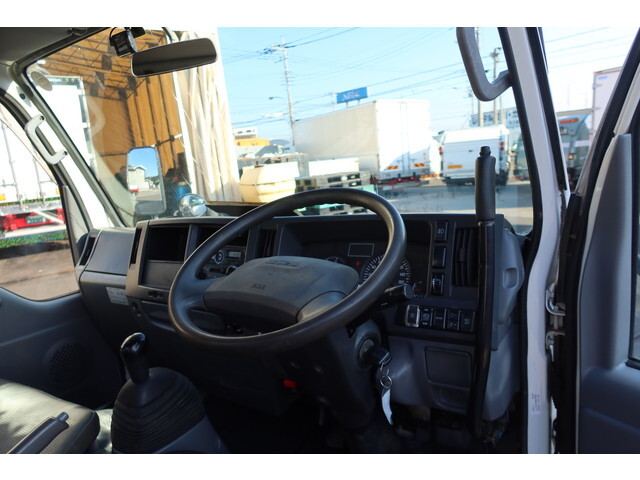 いすゞエルフローダーダンプ小型（2t・3t）[写真31]