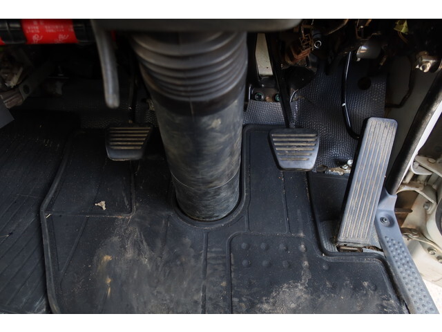 いすゞエルフローダーダンプ小型（2t・3t）[写真32]