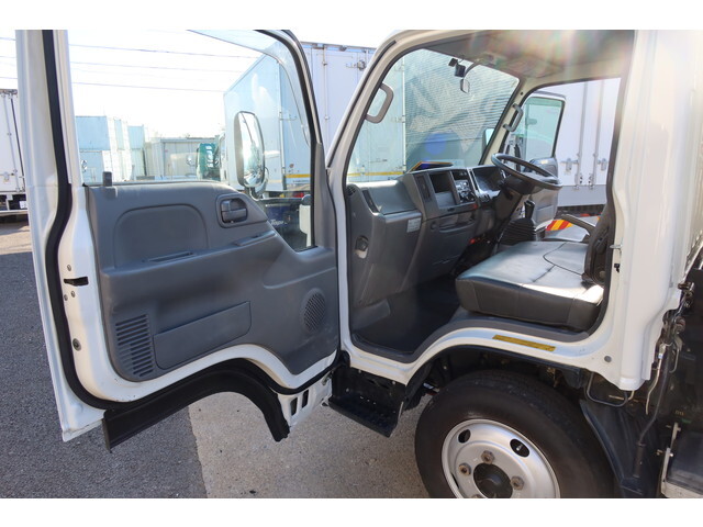 いすゞエルフローダーダンプ小型（2t・3t）[写真35]