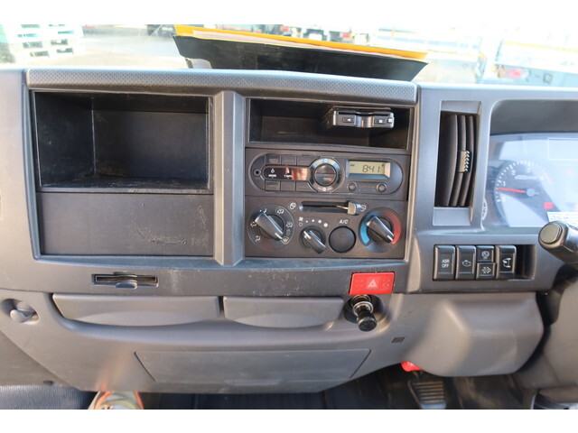 いすゞエルフローダーダンプ小型（2t・3t）[写真39]