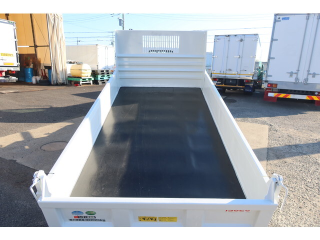 いすゞエルフローダーダンプ小型（2t・3t）[写真09]