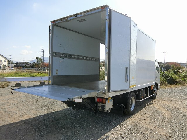 いすゞエルフパネルバン小型（2t・3t）[写真13]