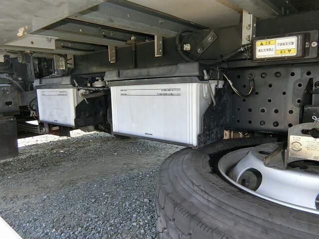 いすゞエルフパネルバン小型（2t・3t）[写真25]