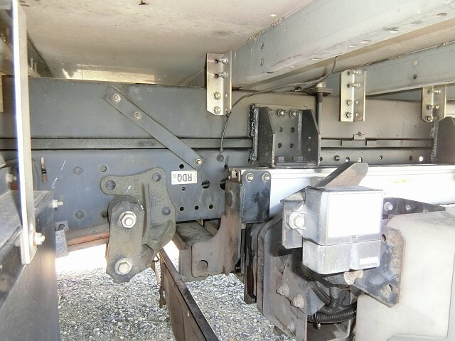 いすゞエルフパネルバン小型（2t・3t）[写真26]