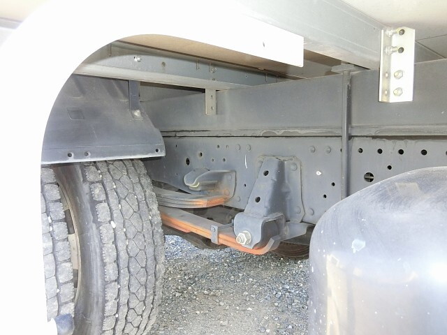 いすゞエルフパネルバン小型（2t・3t）[写真28]