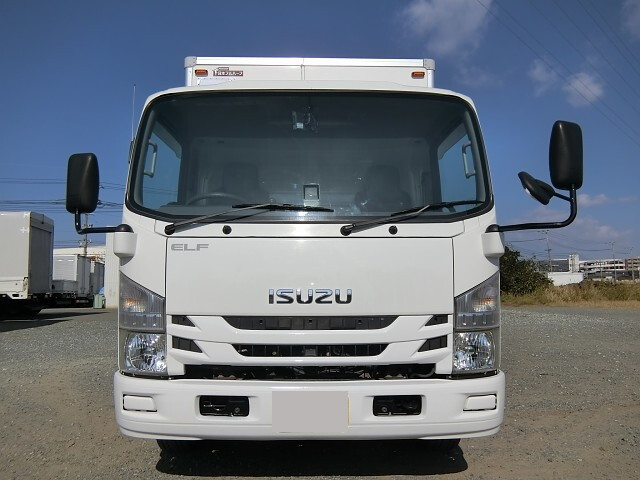 いすゞエルフパネルバン小型（2t・3t）[写真03]