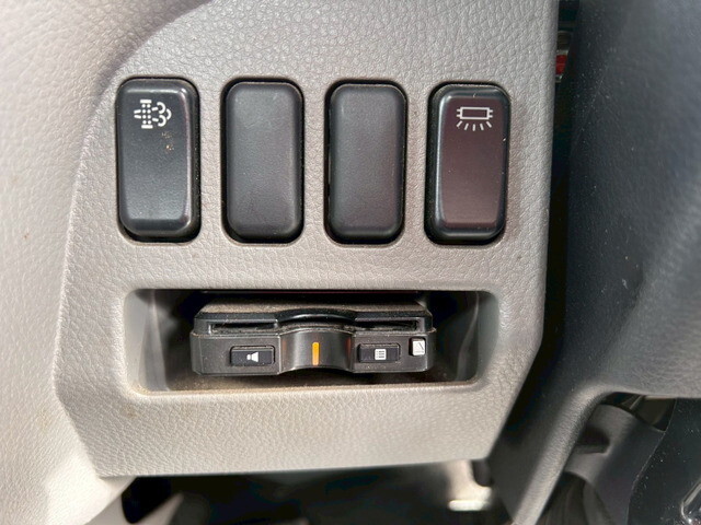 三菱ふそうキャンターアルミバン小型（2t・3t）[写真24]