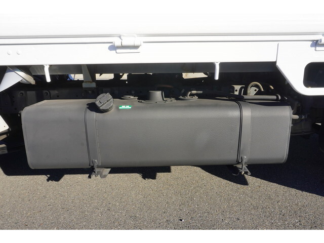 日産アトラス平ボディ小型（2t・3t）[写真24]