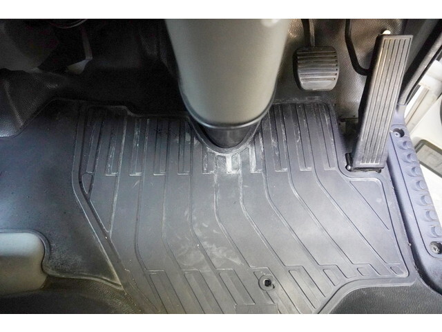 日産アトラス平ボディ小型（2t・3t）[写真32]