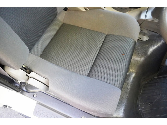 日産アトラス平ボディ小型（2t・3t）[写真37]