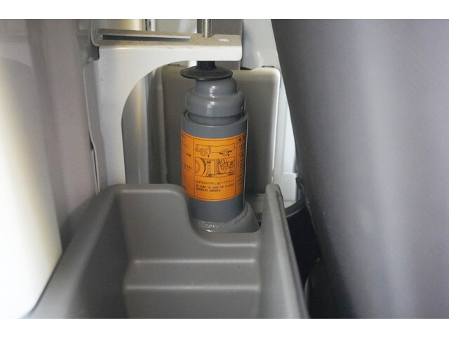 日産アトラス平ボディ小型（2t・3t）[写真40]