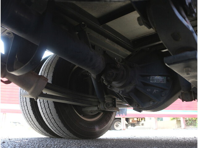 いすゞエルフパネルバン小型（2t・3t）[写真34]