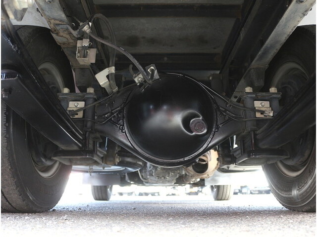 いすゞエルフパネルバン小型（2t・3t）[写真35]