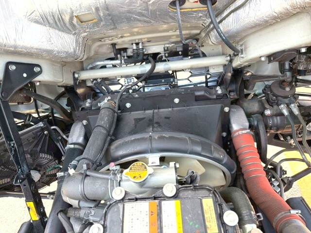 三菱ふそうファイターアルミブロック増トン（6t・8t）[写真14]