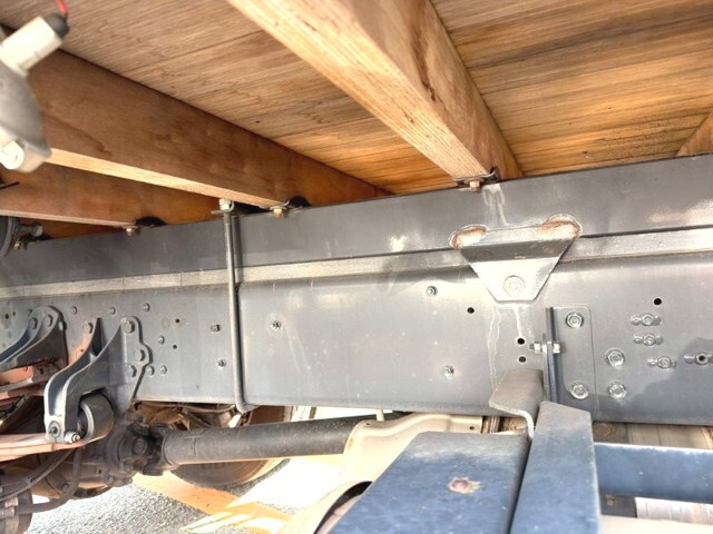 三菱ふそうファイターアルミブロック増トン（6t・8t）[写真07]