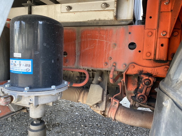 三菱ふそうファイター平ボディ増トン（6t・8t）[写真16]