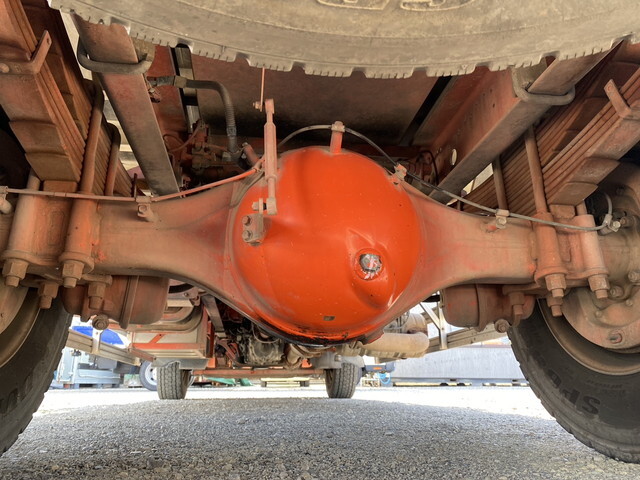 三菱ふそうファイター平ボディ増トン（6t・8t）[写真17]