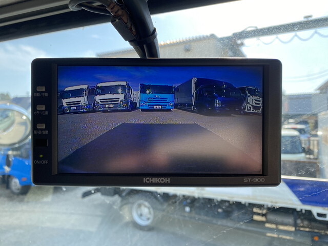 三菱ふそうファイター平ボディ増トン（6t・8t）[写真23]