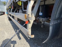 三菱ふそうファイター平ボディ増トン（6t・8t）[写真32]