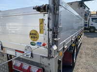 三菱ふそうファイター平ボディ増トン（6t・8t）[写真36]