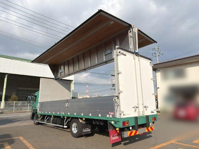 いすゞフォワードアルミウイング中型（4t）[写真08]