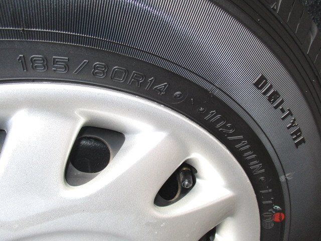 マツダボンゴ平ボディ小型（2t・3t）[写真13]