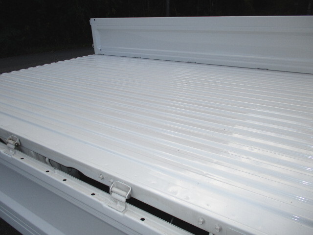 マツダボンゴ平ボディ小型（2t・3t）[写真34]