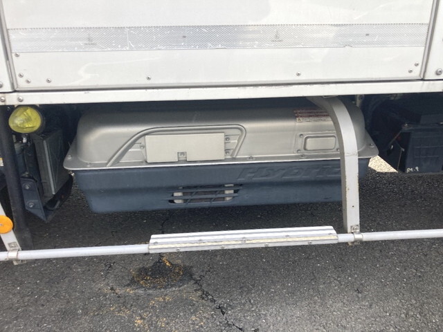 日野デュトロ冷凍車（冷蔵車）小型（2t・3t）[写真09]
