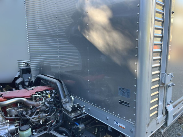 日野デュトロアルミバン小型（2t・3t）[写真11]