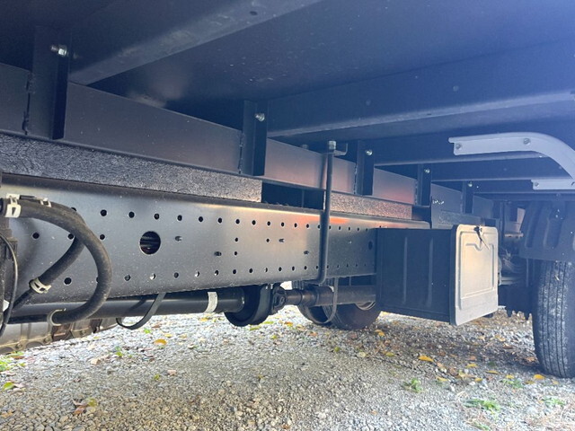 日野デュトロアルミバン小型（2t・3t）[写真23]