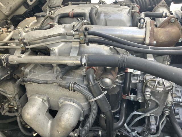 いすゞギガアルミウイング大型（10t）[写真25]