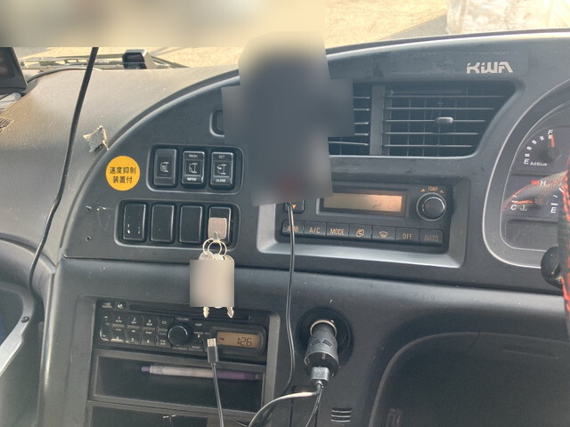 いすゞギガアルミウイング大型（10t）[写真32]