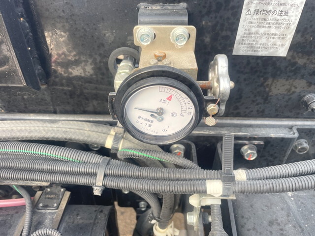 三菱ふそうファイターダンプ増トン（6t・8t）[写真13]