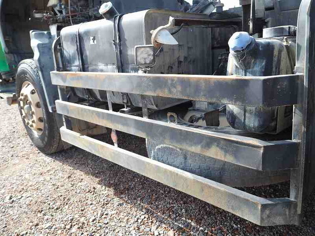 いすゞギガタンク車（タンクローリー）大型（10t）[写真26]