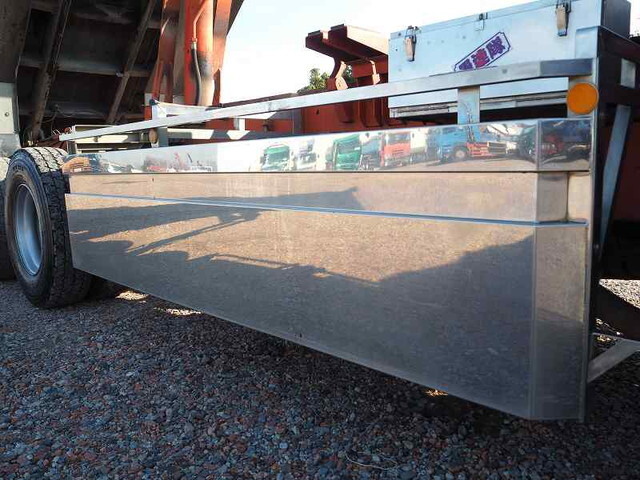 三菱ふそうスーパーグレート深ダンプ（土砂禁ダンプ）大型（10t）[写真13]