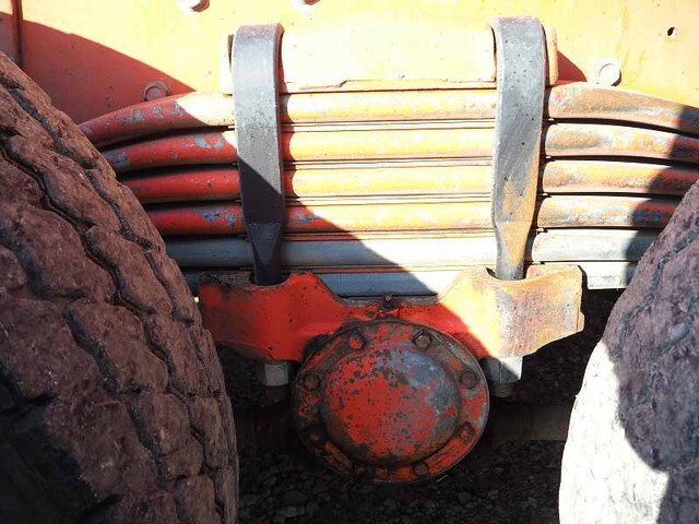 三菱ふそうスーパーグレート深ダンプ（土砂禁ダンプ）大型（10t）[写真25]