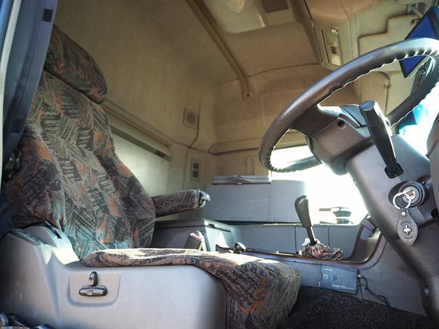 三菱ふそうスーパーグレート深ダンプ（土砂禁ダンプ）大型（10t）[写真36]