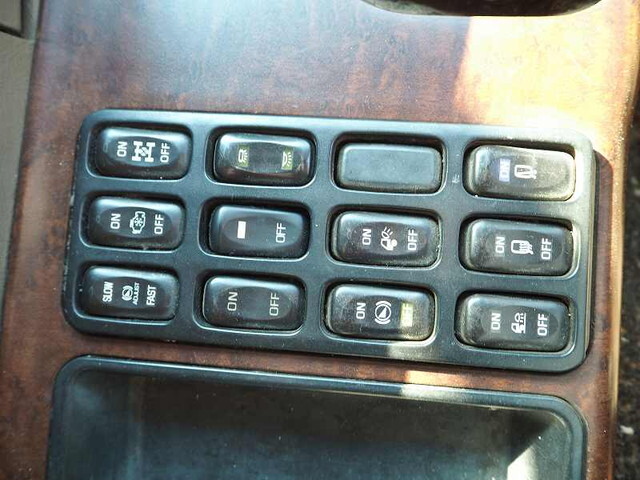 三菱ふそうスーパーグレート深ダンプ（土砂禁ダンプ）大型（10t）[写真39]