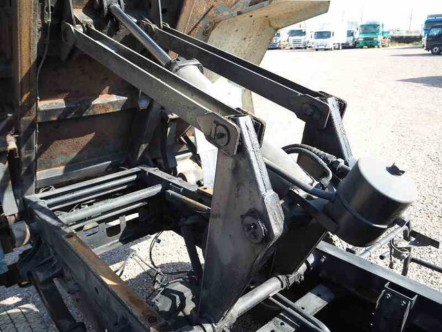 日野レンジャーダンプ中型（4t）[写真14]