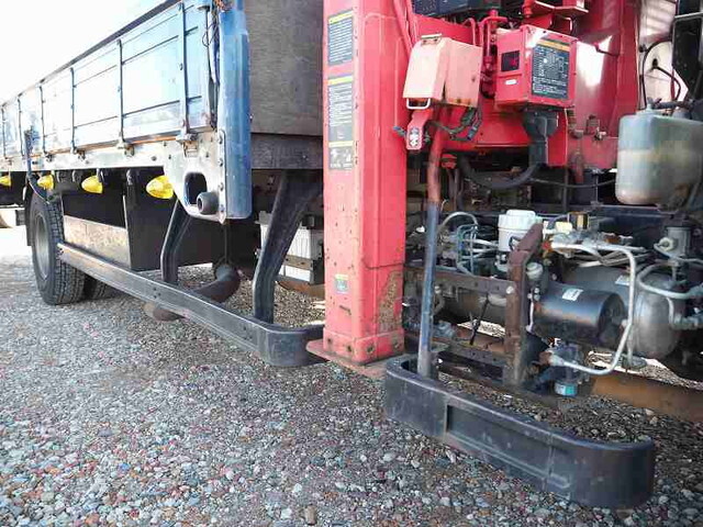 いすゞフォワードセルフクレーン4段中型（4t）[写真23]